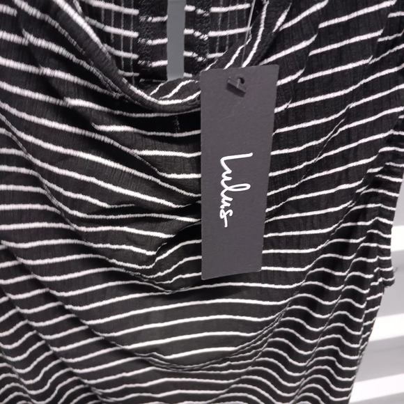 NWT Lulu's Irresistibly Chic Black Striped Funnel Neck Tank Top - Picture 7 of 10